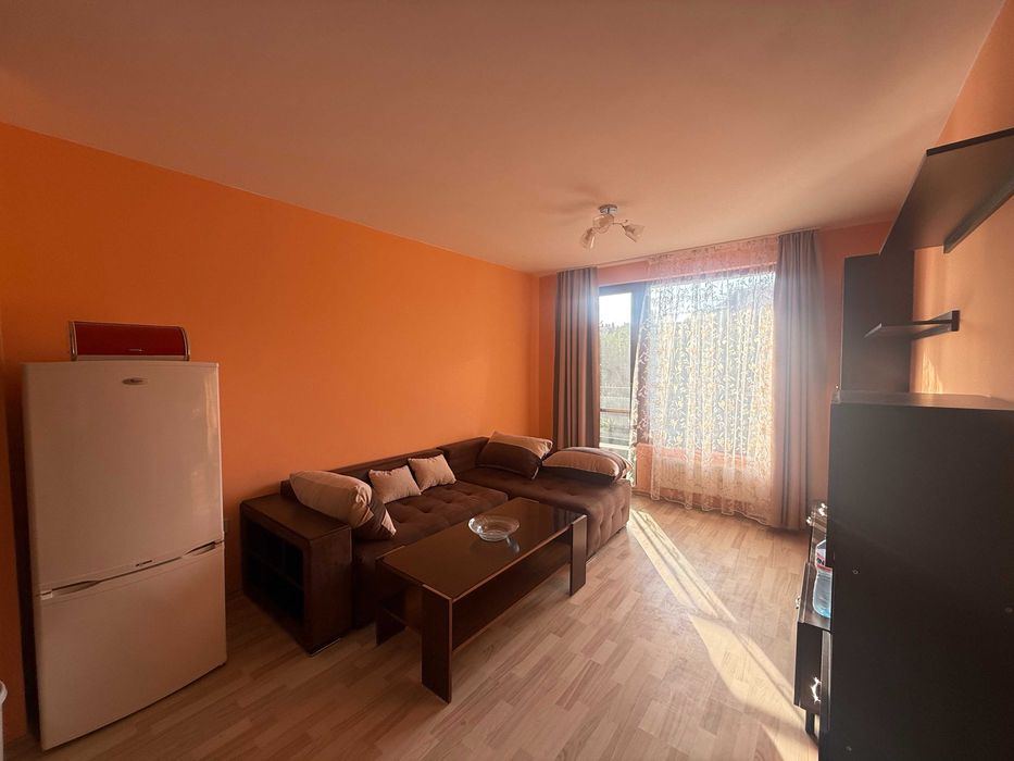 Дава се под наем Двустаен апартамент в София, Хиподрума - 52 кв.м за 578.34 € - Снимка #1