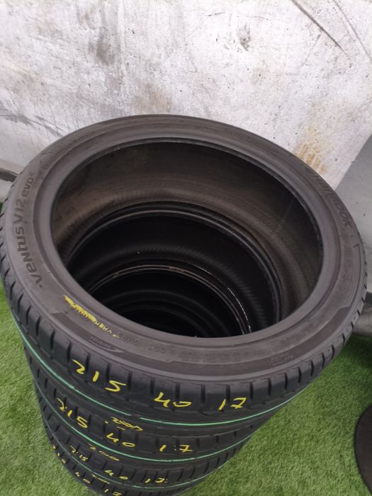 215.40.17 2x Hankook 2x Bridgestone