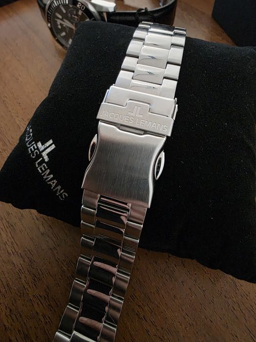 Часы оригинальные