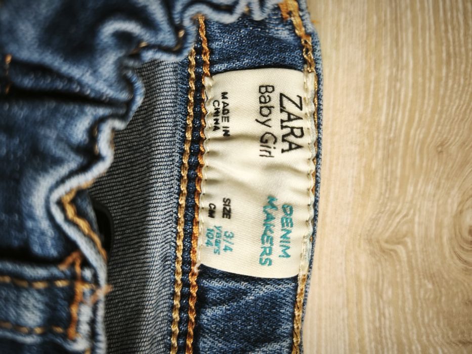Дънки.        Zara