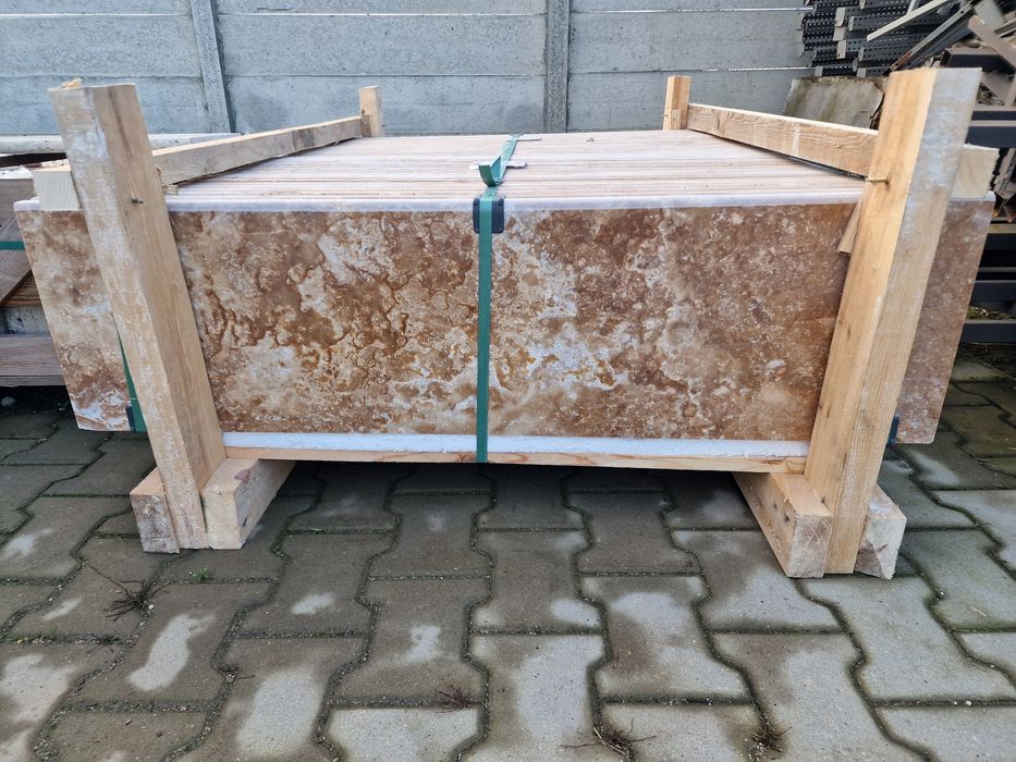 Trepte din travertin 2x33x120