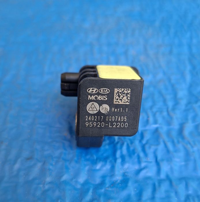 Датчик удара srs HYNDAI K5