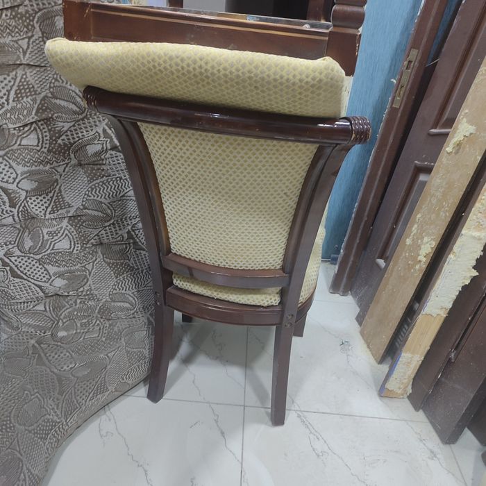 Стулья состояние б/у