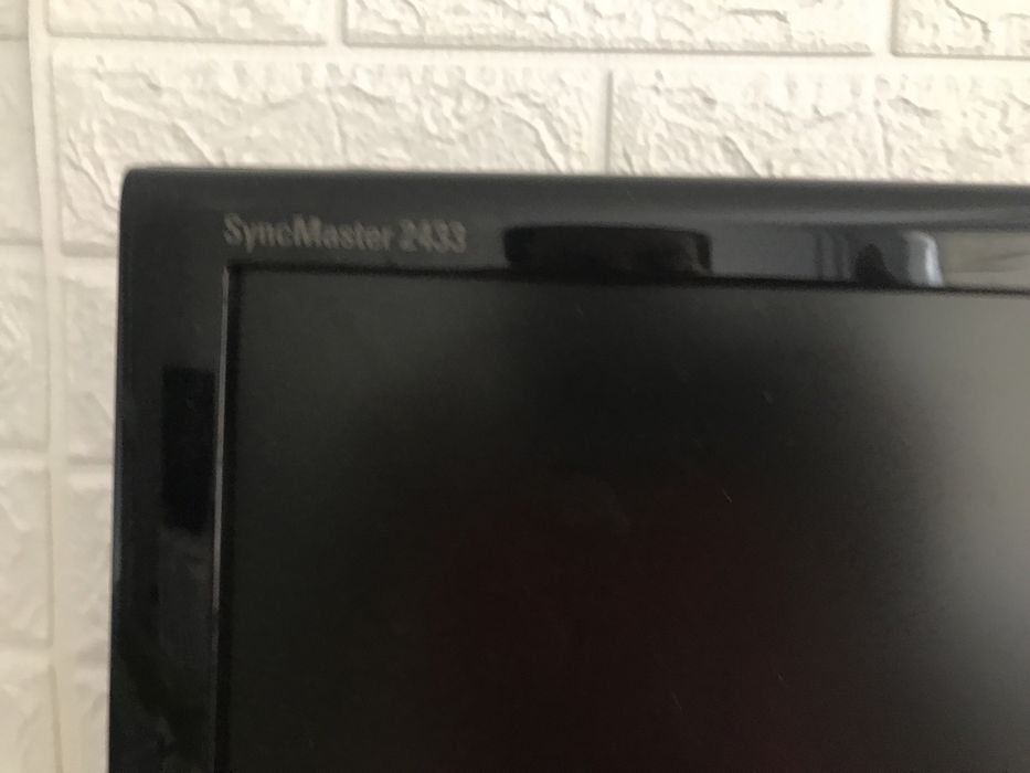 Монитор Samsung Sync master 2433