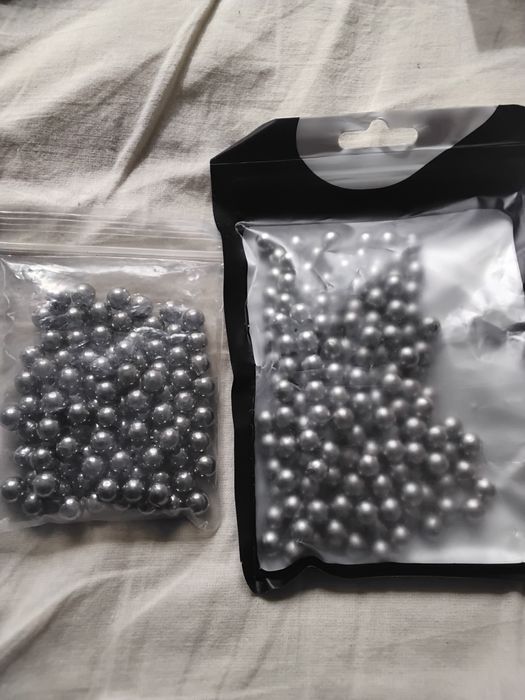 Bile de otel pentru prastie,dimensiuni între 6-8 mm,100 bile la 35 lei
