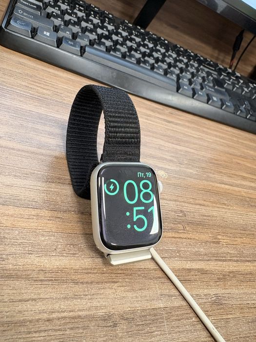 Apple Watch Series 8, 45 mm (оригинал)