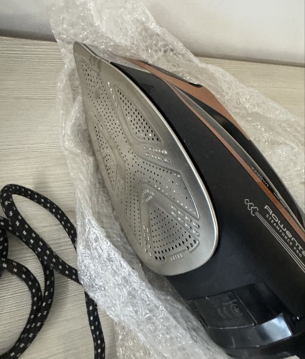 Rowenta SteamForce Pro 3200W Fier de Călcat cu Abur | 300g Steam Boost | Cutie