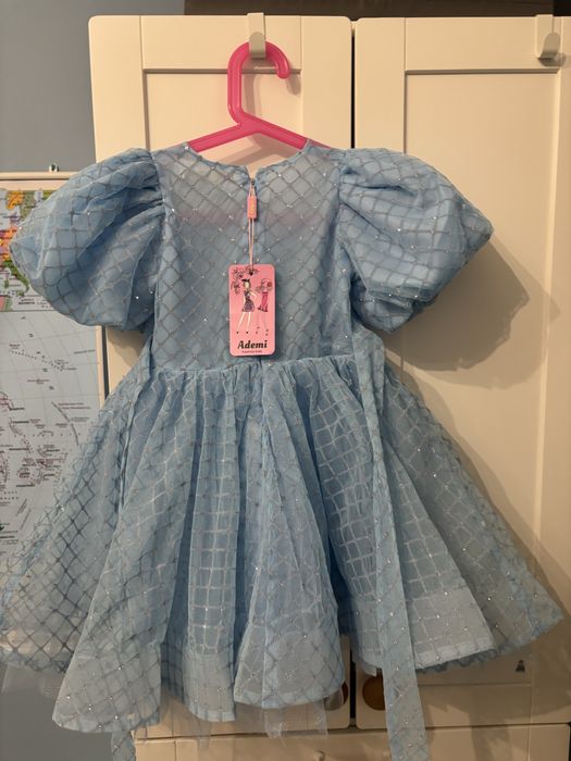 Бальное платье новое для девочек