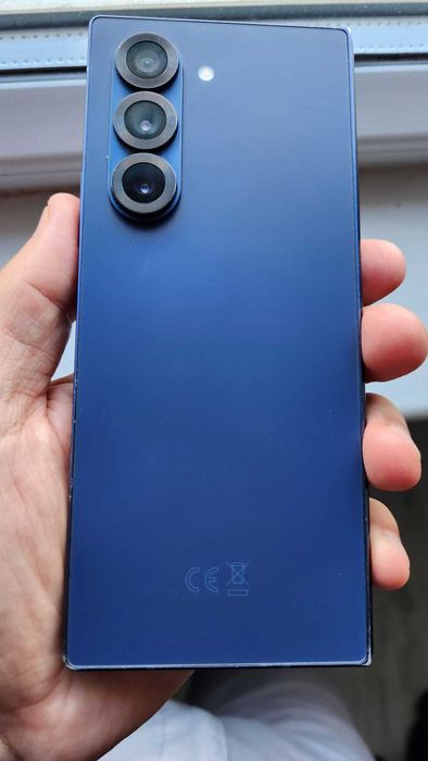 Ocazie _FOLD 6, Samsung, albastru, capacitate 512 GB !!