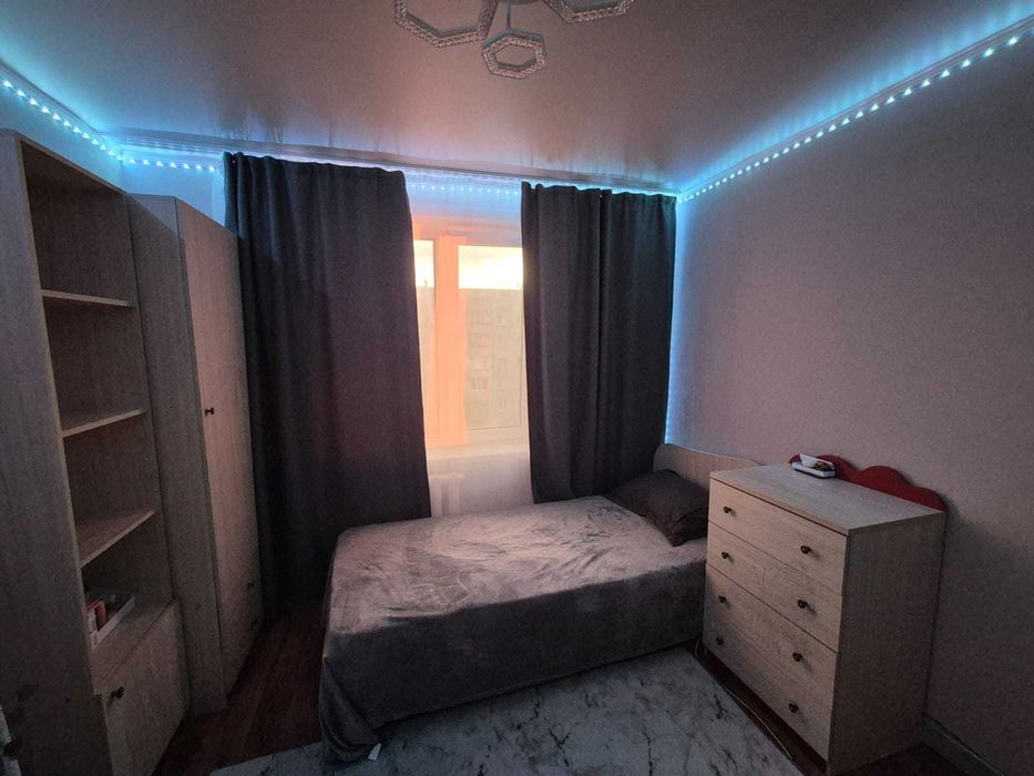 Спальный гарнитур. Спальня для девочки