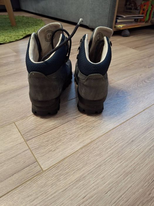Планински обувки Brasher boots