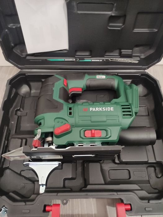 Fierastrau soricel pendular Parkside pe acumulator de 20 V