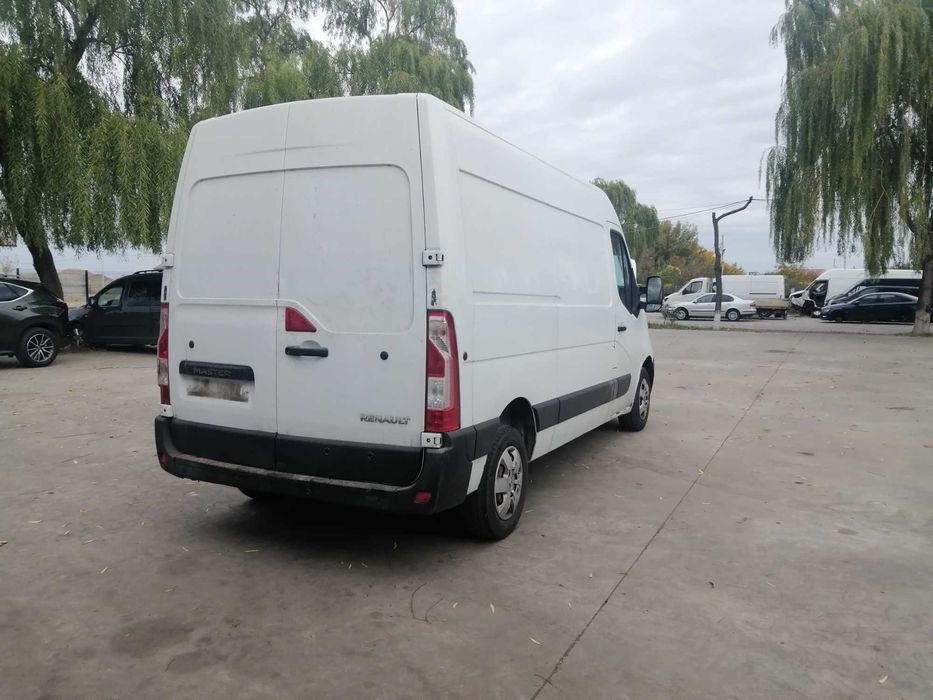 Dezmembram Renault Master motor 2.3 euro 6 cu adblue