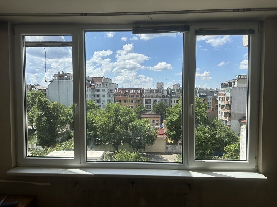 Продавам 5 камерна PVC / ПВЦ дограма Rehau/ Рехау