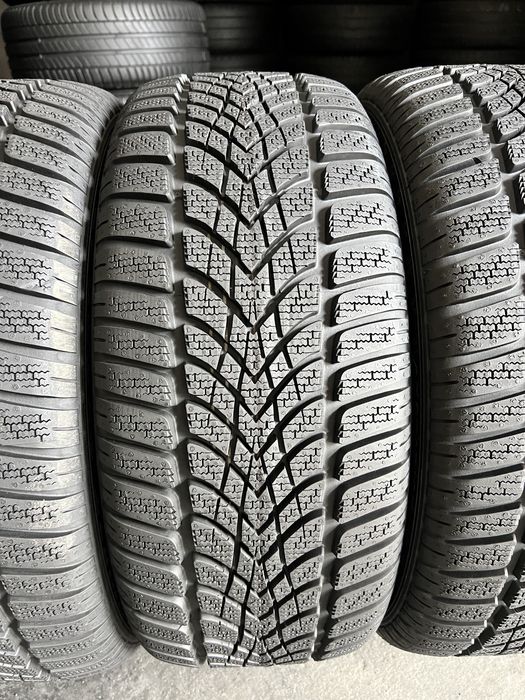 Jante Mercedes SLK ,SLC, C, E , CLA , A,B classe +225/45/17 Dunlop NOI