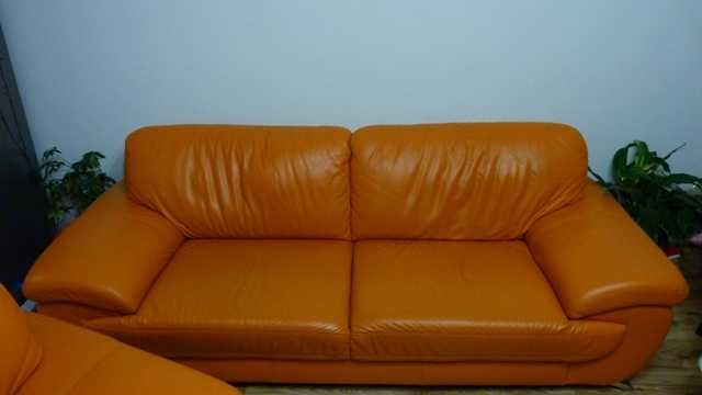 Италианска КОЖЕНА и ДЪРВО Гарнитура с Масивен Диван и 2бр. Фотьойли!