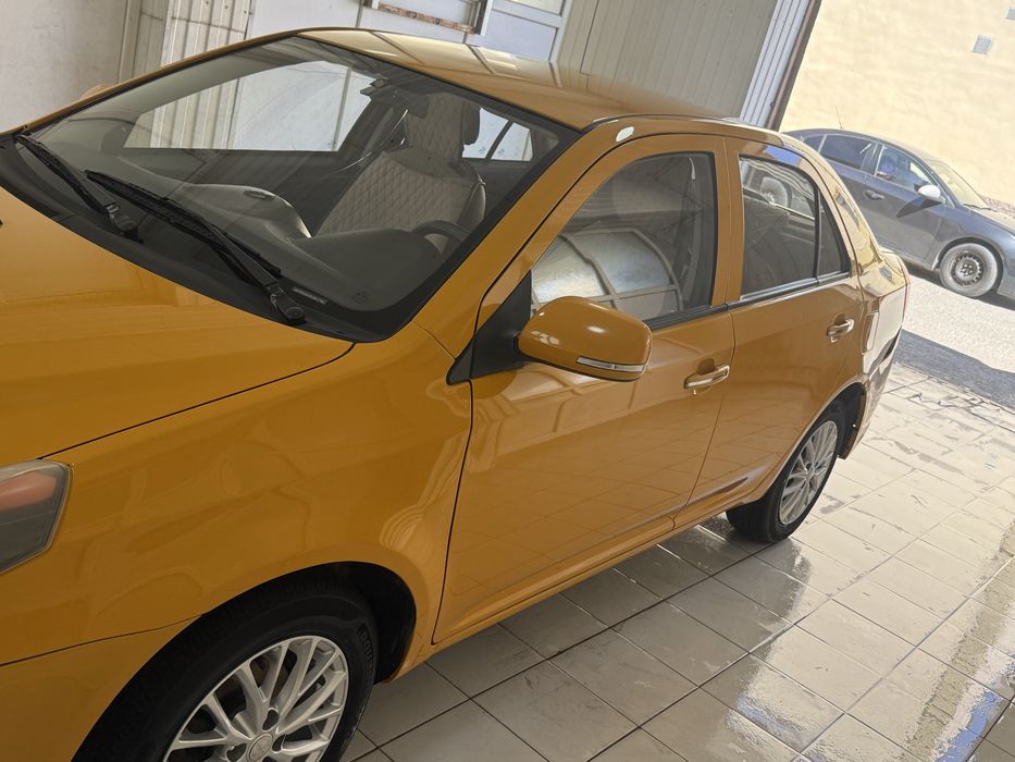 Продается автомобиль GEELY GC 6