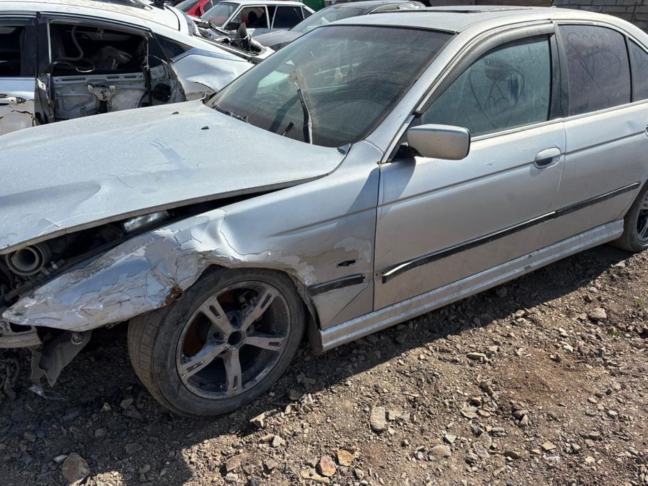BMW БМВ Е39 по запчастям