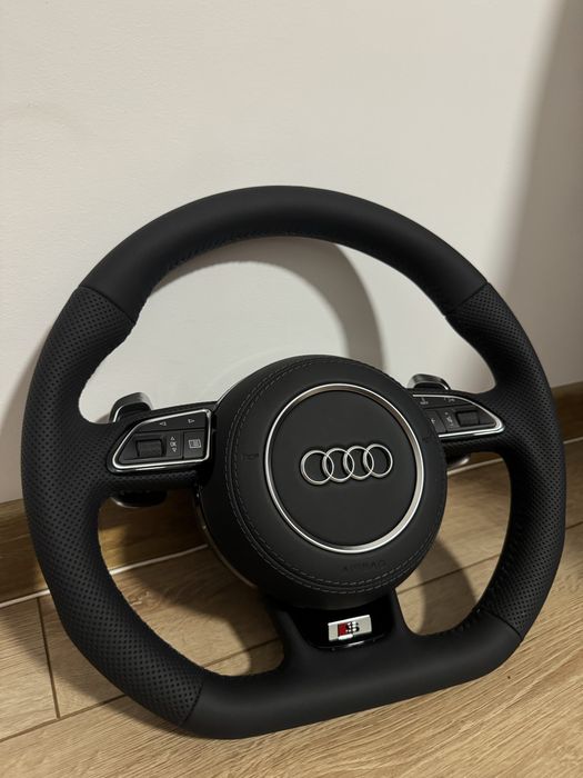 Volan tesit Audi s line cu padele