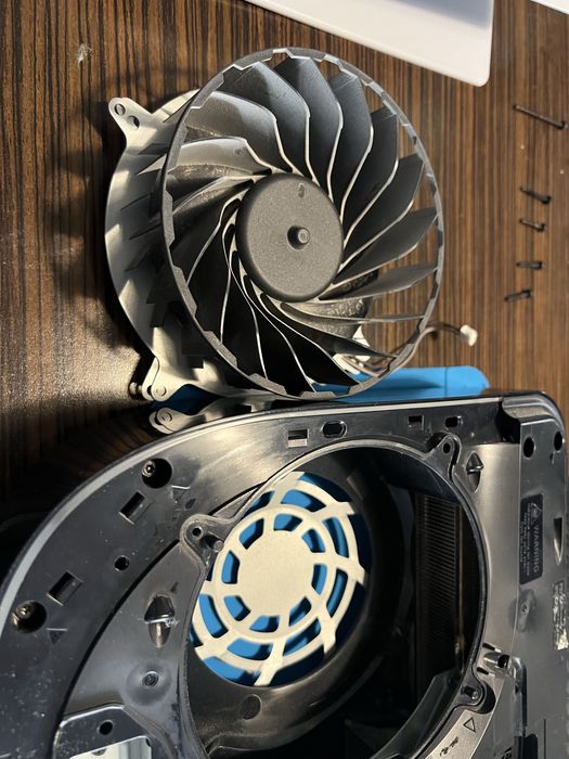 Mentenanta Console PlayStation & Xbox | Curatare Upgrade Reparatii