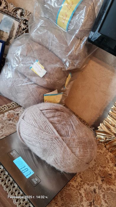 копринени конци куки игли прежди