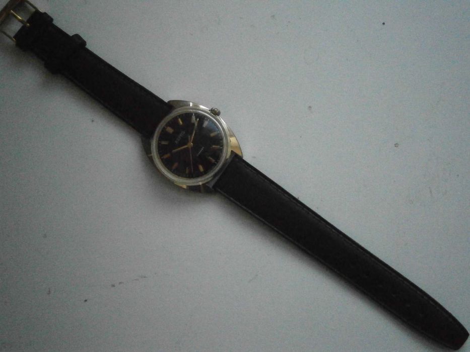 ВОСТОК кал. 2409 - командирската машина! СССР, Au 20, каса 35,5мм!