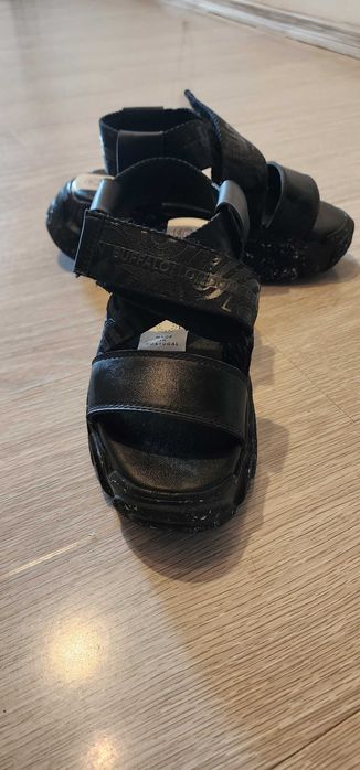 Sandale Buffalo London