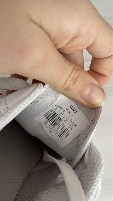 Кросовки для мальчиков кеды сороконожки бутсы