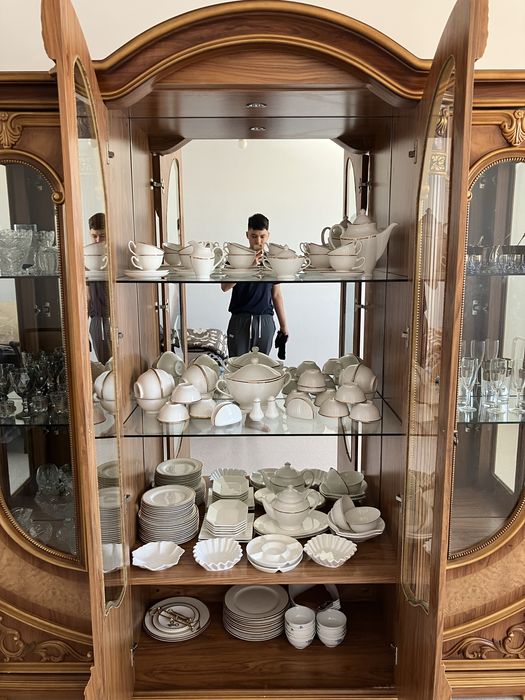 Продам посуду в отличном состоянии