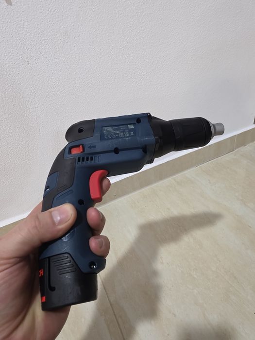 Autofiletanta masina de însurubat pentru rigips Bosch GTB 12V-11