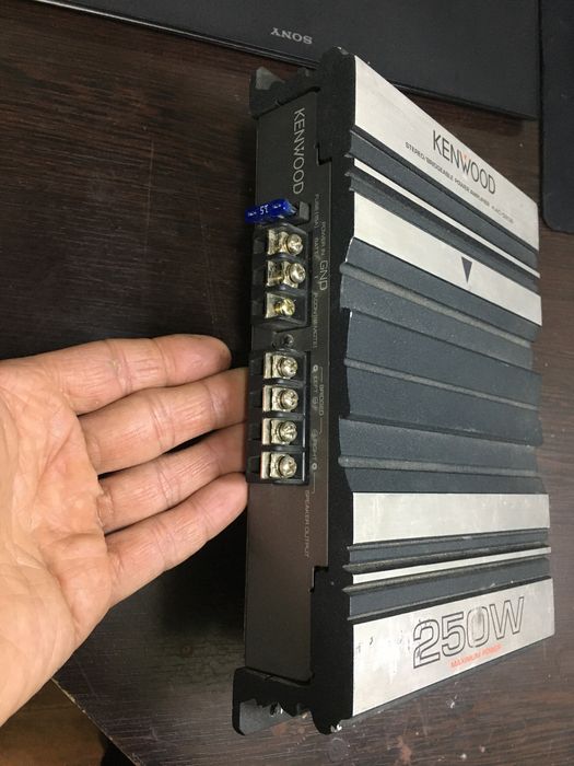 Usilitel kenwood 250W orginal
