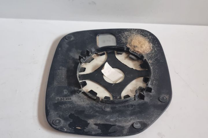 Sticla  oglinda dreapta 834188 Peugeot Partner prima generatie (facel