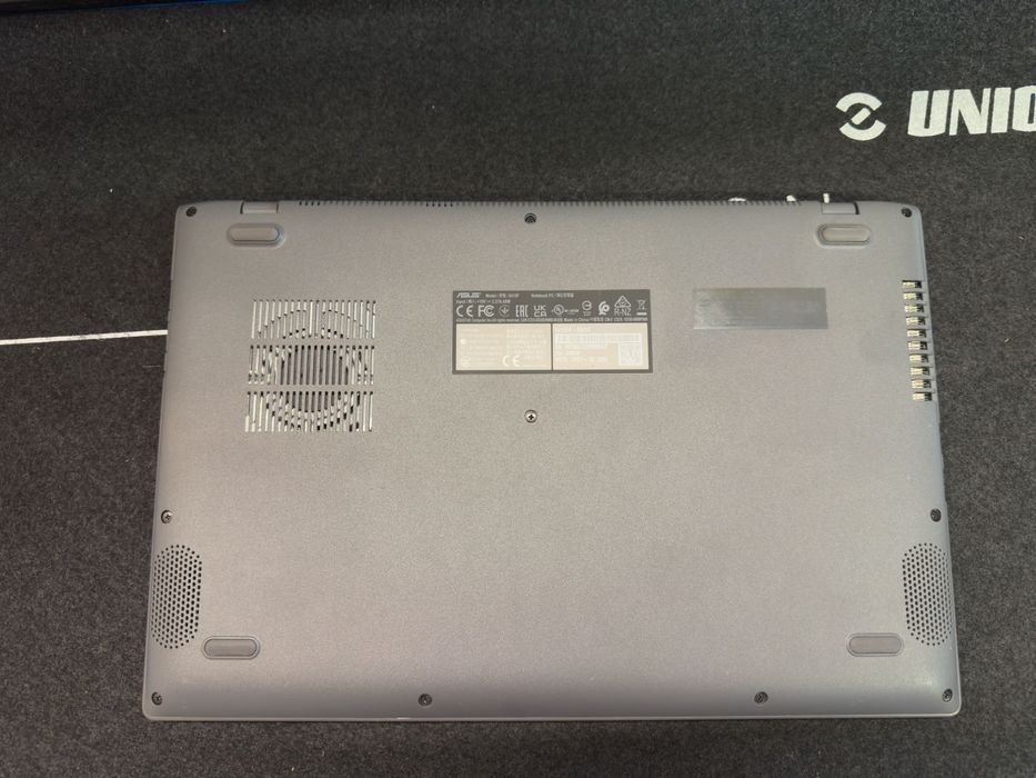 Laptop ASUS X415FA cu procesor Intel® Core™ i3-10110U