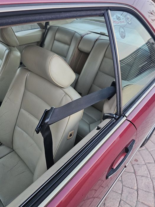 Mercedes W124 Coupe 230CE Vehicul Istoric