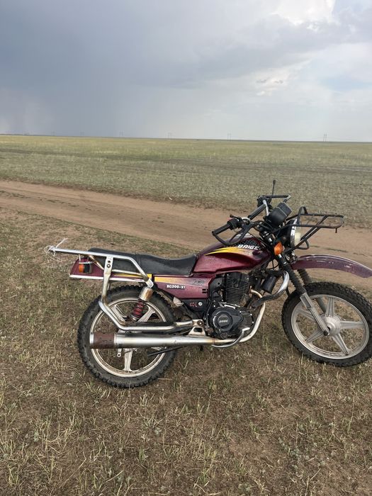 Мотоцикл 200куб байге