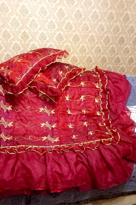 Покрывала с наволочками