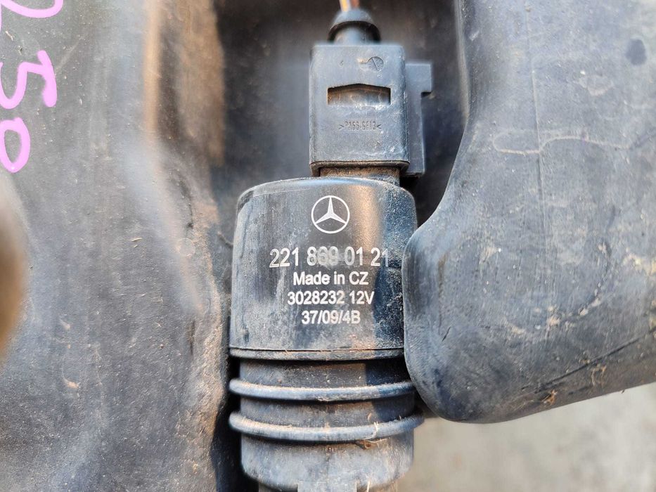 Rezervor Lichid Parbriz Mercedes-Benz E-Class (W212) Sedan 2009–2016 / Cod OEM A204 8600 960 (1A4)
