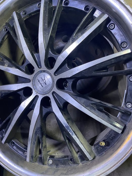 На 19 диски 5/114,3