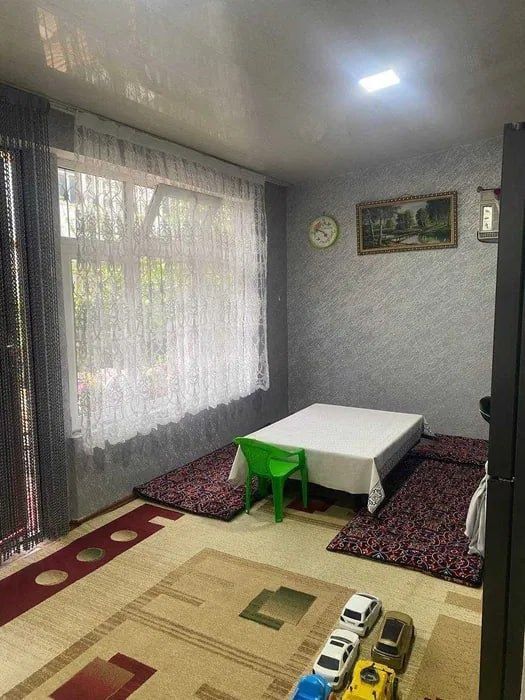 Продаю 3-х комнатную квартиру Янгихает Сергели 1