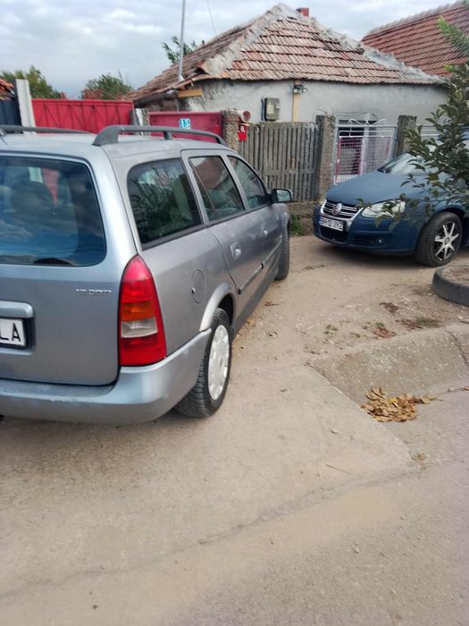 Vând Opel astra-G-caravan 2004