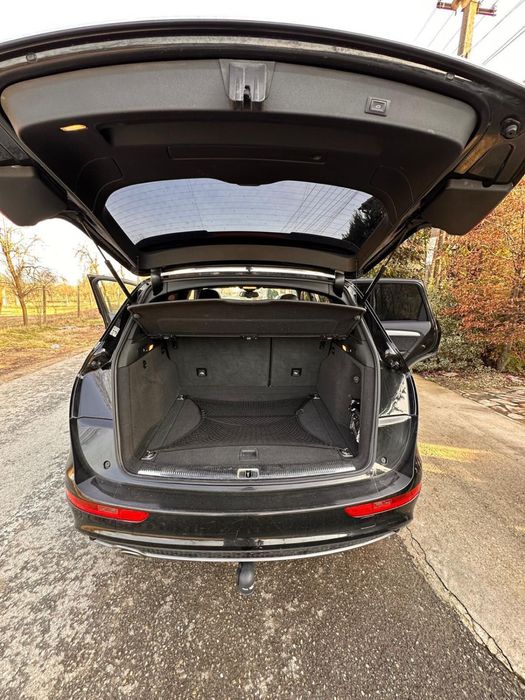 Audi Q5  3xs line vand sau schimb
