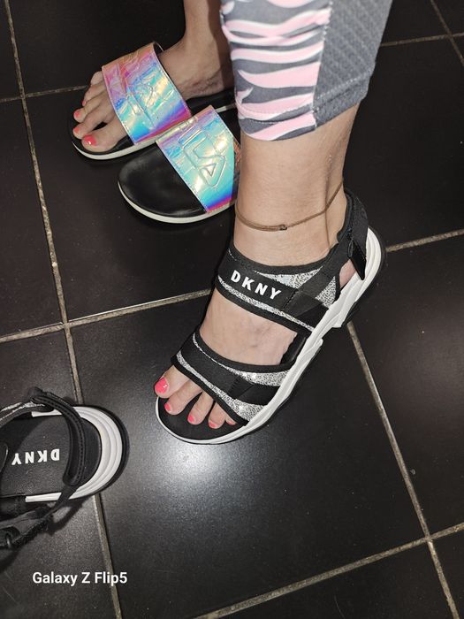 Сандали DKNY 39номер