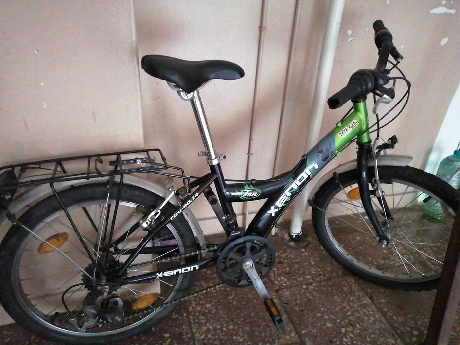 Bicicletă copii 10-12 ani