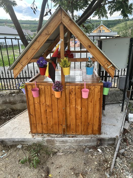 Casă de vânzare în Livezile – confort, spațiu și o proprietate care oferă mai mult decât o locuință
