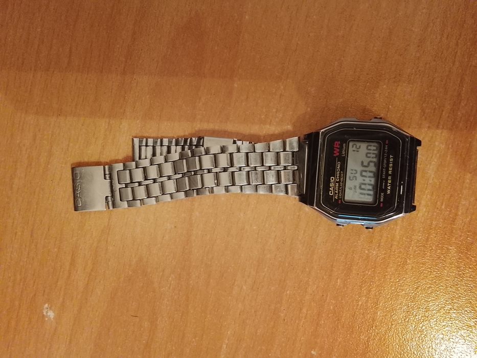 Casio сағат сатылады