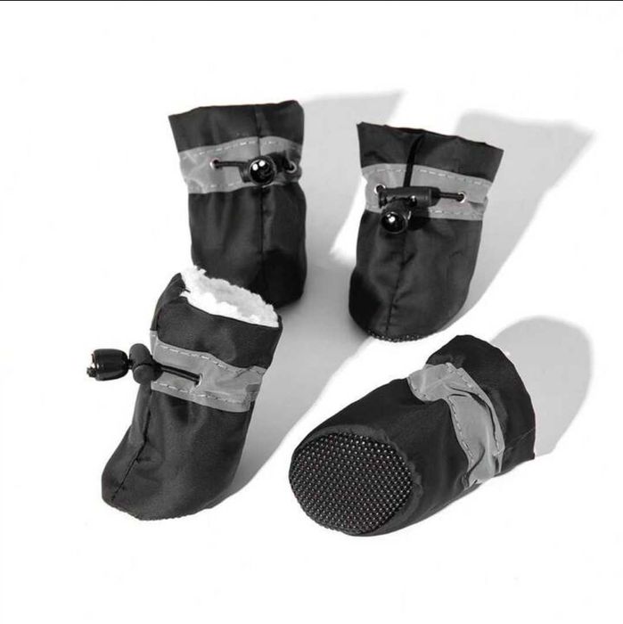 Обувки за куче мопс френски и подобни като размер