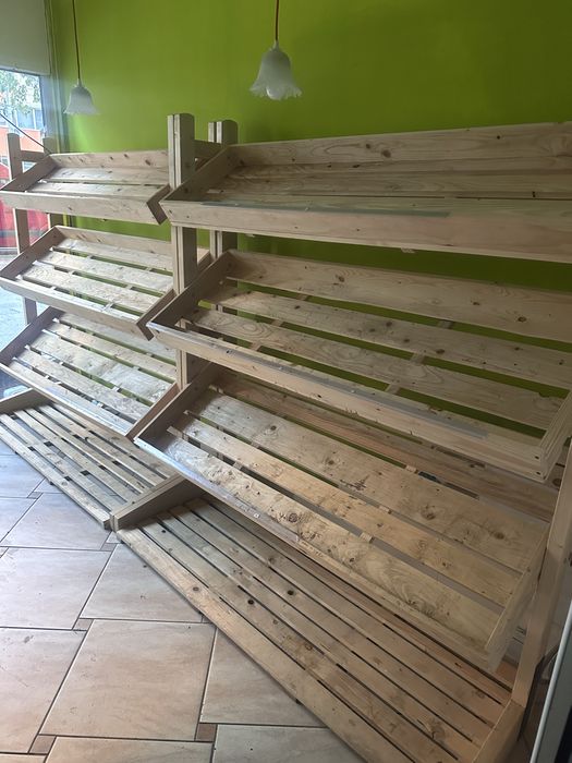 Rafituri pentru fructe si legume