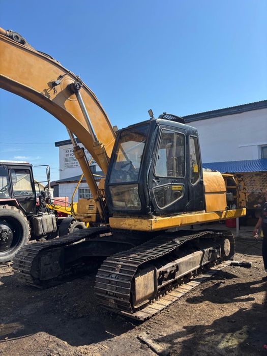 Продам гусеничный экскаватор Люгонг 920