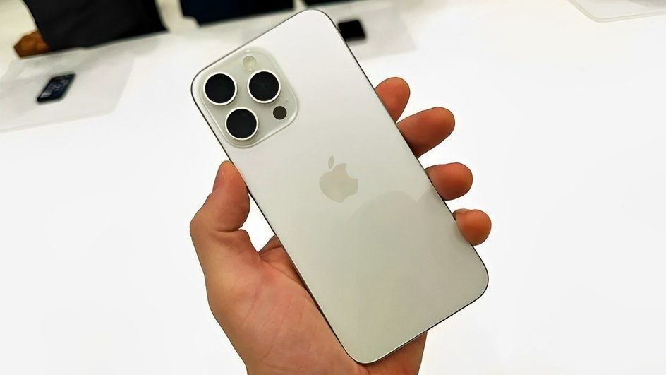 IPhone 15 pro max 256гб
