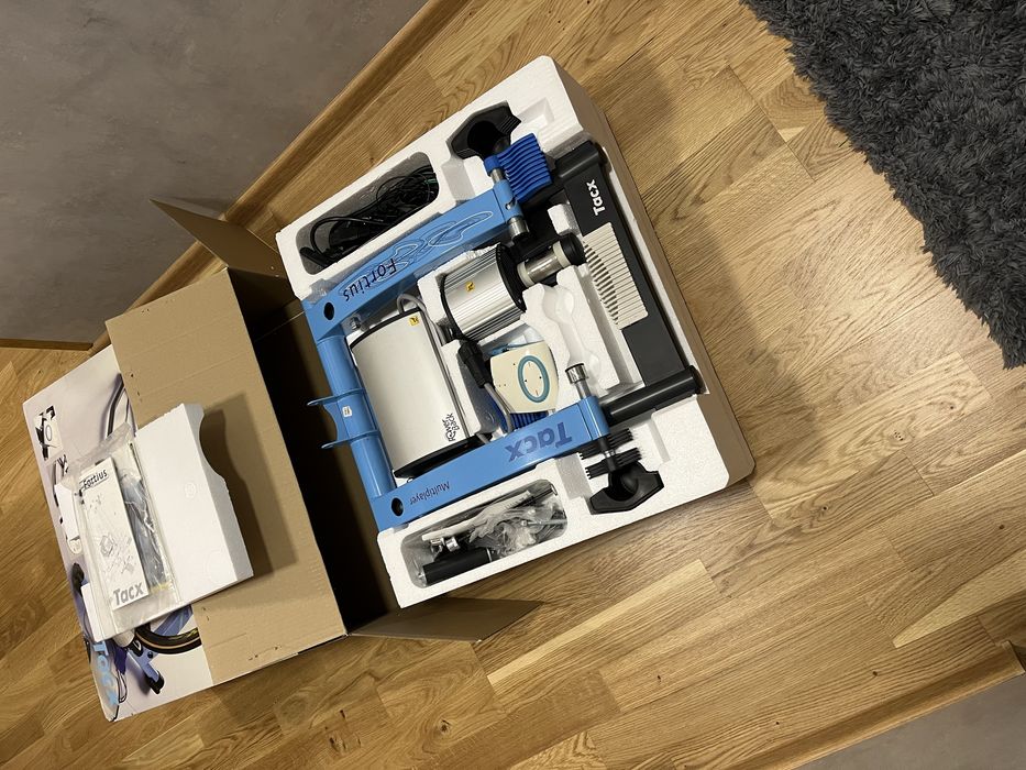 Велотренажор Tacx Fortius